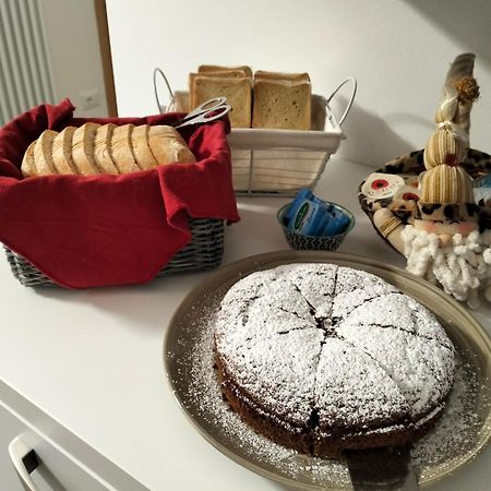 B&B Elise Castel Ivano Zewnętrze zdjęcie
